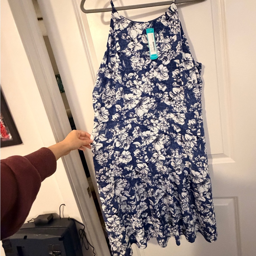 Floral Blue and White Women's Dress - Picture 2 of 6